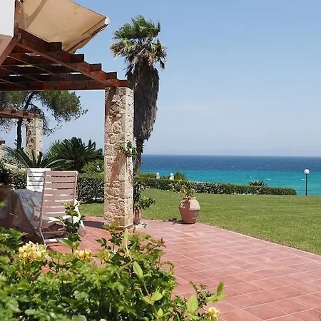 Yades Elegant Villa 2 Minutes Away From The Beach Kallithea  Exterior foto