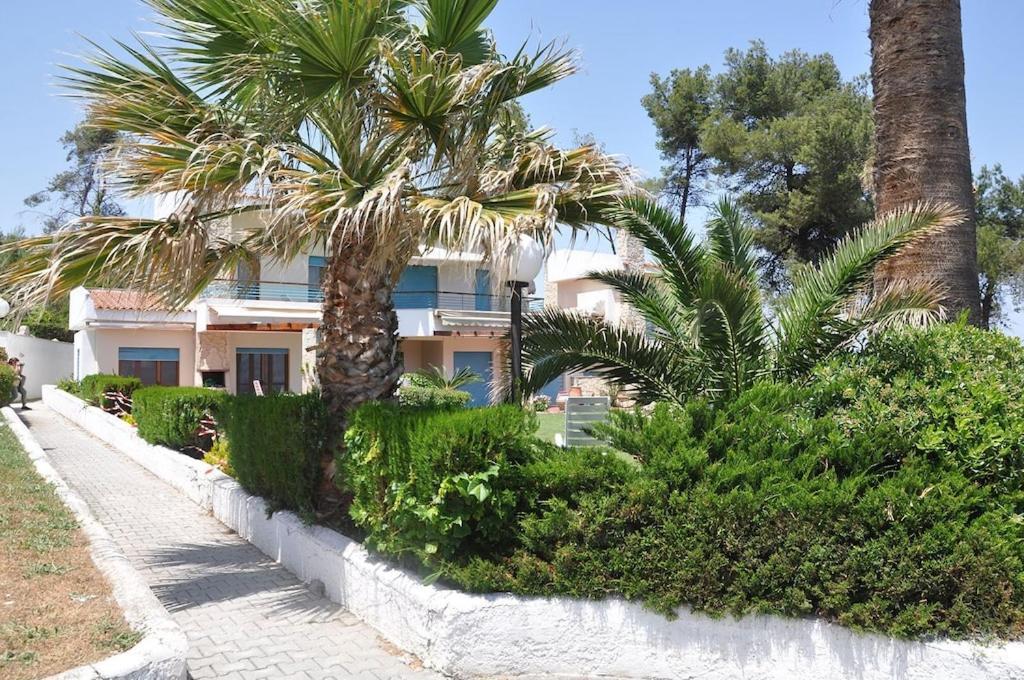Case de vacanță Yades Elegant 2 Minutes Away From The Kallithea (Chalkidiki)