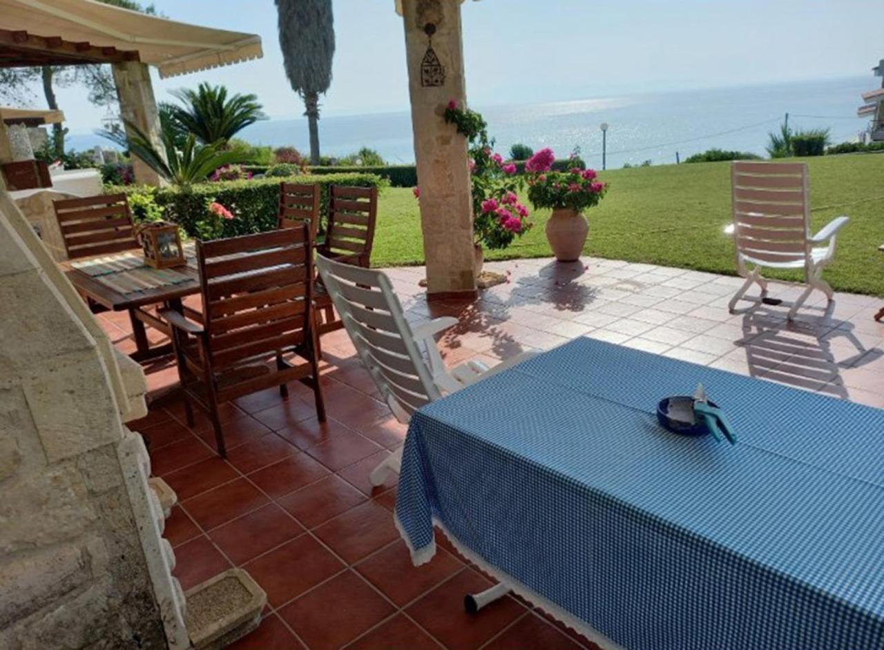 Case de vacanță Yades Elegant 2 Minutes Away From The