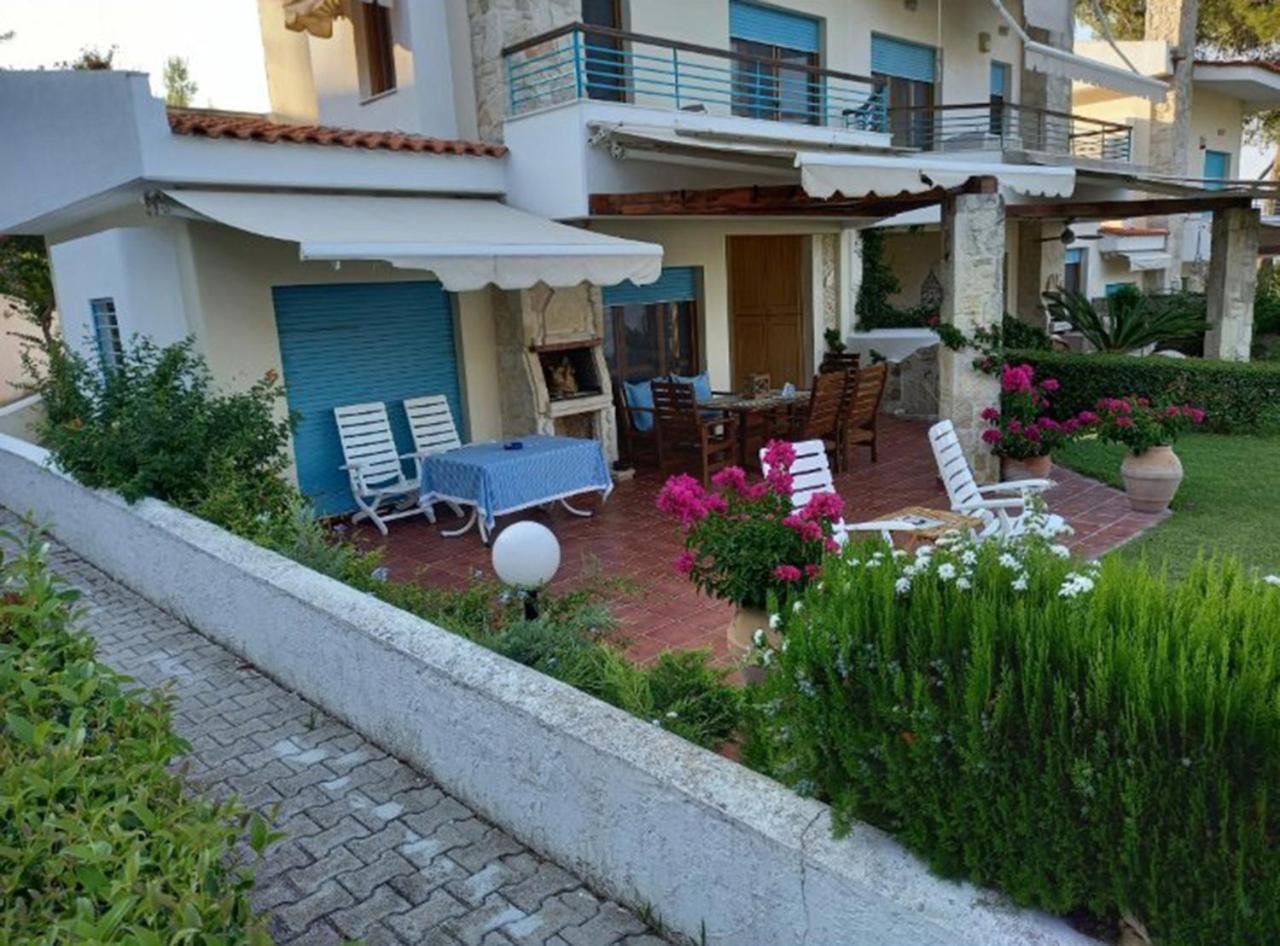 Case de vacanță Yades Elegant 2 Minutes Away From The Kallithea (Chalkidiki)